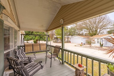 107 River Oak Dr, Ingram, TX 78025 - photo 4