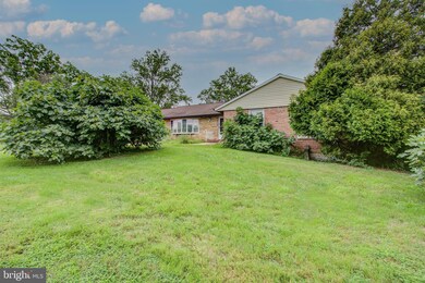 3027 Castleleigh Rd, Silver Spring, MD 20904 - photo 3