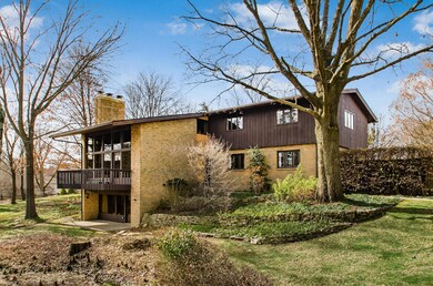 Y-2500 Stonehaven Ct. N. Upper Arlington