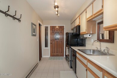Kitchen drop zone