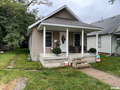 311 N Sherman St, Lincoln, IL 62656 - photo 2