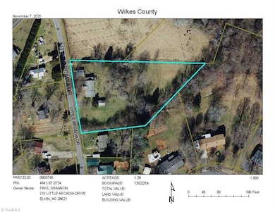 210 Little Arcadia Dr, Elkin, NC 28621 - photo 2