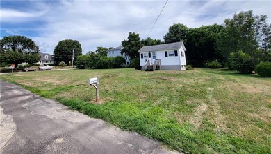 13 Governor Ave, Westerly, RI 02891 - photo 4