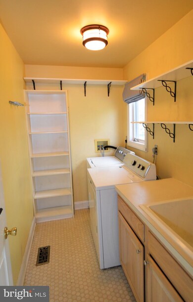 518 Beech Tree Ln, Hockessin, DE 19707 - photo 5