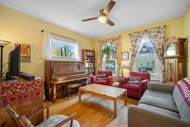 2421 N 2nd St, Milwaukee, WI 53212 - photo 2