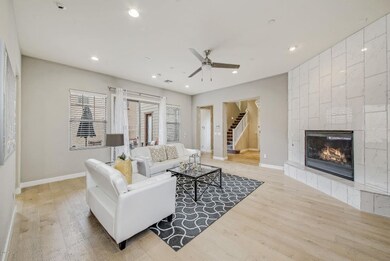 203-LivingRoom_3
