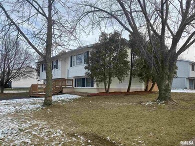 6405 Appomattox Rd, Davenport, IA 52806 - photo 2