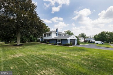 244 Forrest Dr, Chalfont, PA 18914 - photo 6