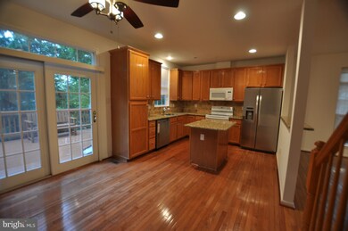 20814 Gaelic Ct, Germantown, MD 20874 - photo 6