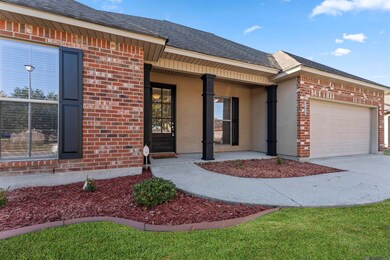 20015 Bur Oak Dr, Zachary, LA 70791 - photo 2