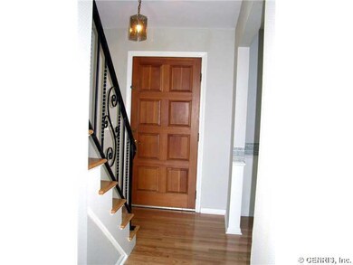 Foyer.