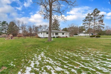 58141 Windsor Ave, South Bend, IN 46619 - photo 2