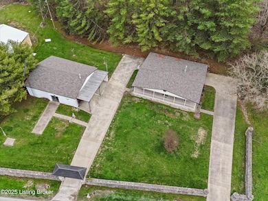 1406 Gillock Ave, Carrollton, KY 41008 - photo 3