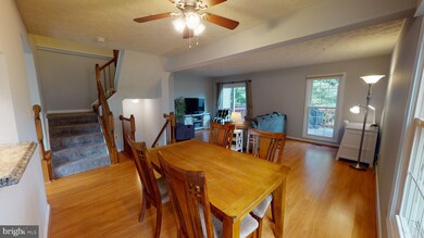 8600 Pine Meadows Dr, Odenton, MD 21113 - photo 5