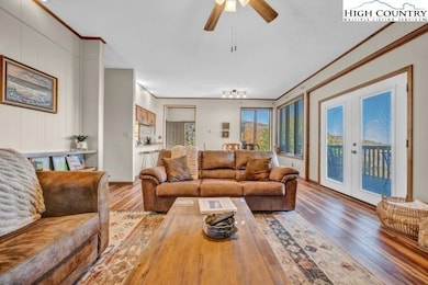 144 Skyleaf Ln unit 703, Sugar Mountain, NC 28604 - photo 7