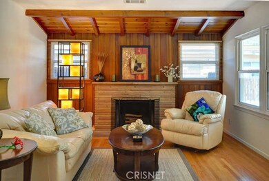 22054 Dumetz Rd, Woodland Hills, CA 91364 - photo 4