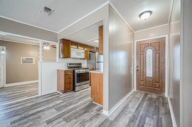 3203 Garapan St, Houston, TX 77091 - photo 5