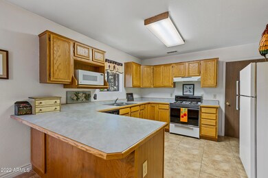3232 S Mehrhoff Pl-7