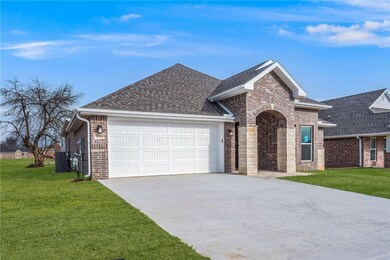 1100 Ari Ave, Centerton, AR 72719 - photo 2