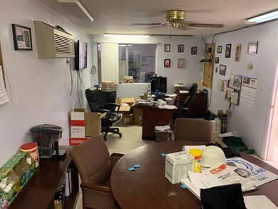 6100 N 52nd Ave, Glen Dale, AZ 85301 - photo 3