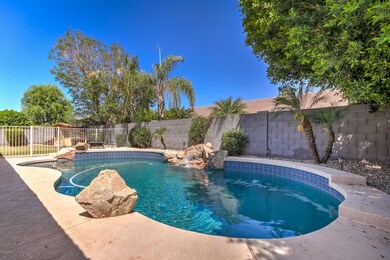 5520 E Holmes Ave-54