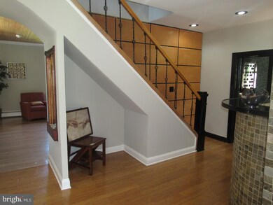 226 Elizabeth Ave, Halethorpe, MD 21227 - photo 3