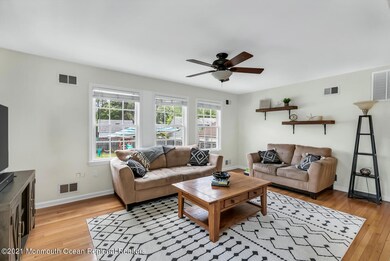 287 Navesink River Rd, Red Bank, NJ 07701 - photo 5