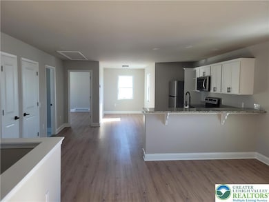 2006 Washington Ave unit 6, Northampton, PA 18067 - photo 2