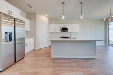 6399 E Millie Dr, Fresno, CA 93727 - photo 3