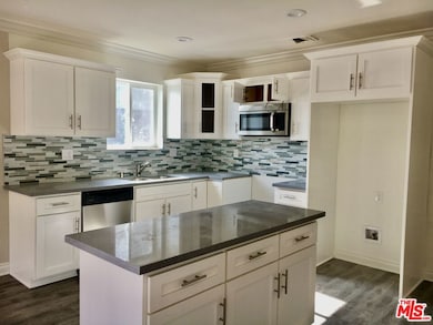 2702 W Bellevue Ave, Los Angeles, CA 90026 - photo 2