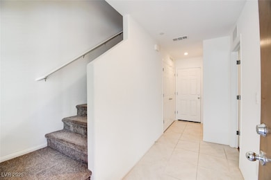 664 Anemone Ln, Henderson, NV 89015 - photo 2