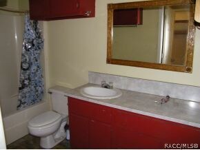 Guest House Bathroom