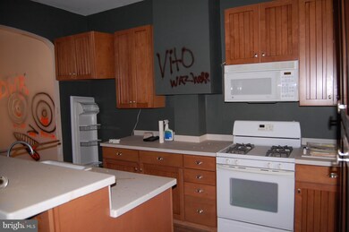 2682 Wilkens Ave, Baltimore, MD 21223 - photo 6