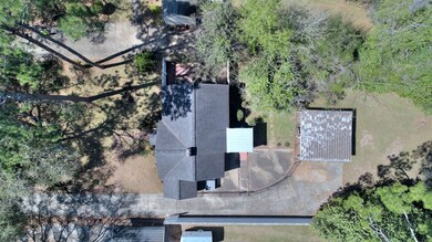 1305 6th Ave, Albany, GA 31707 - photo 5