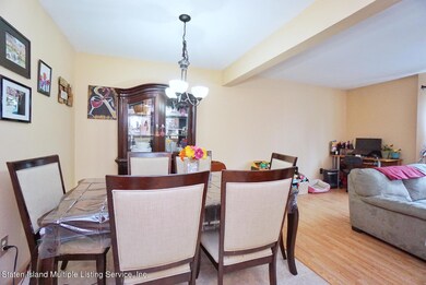 525 Willow Rd E unit 1, Staten Island, NY 10314 - photo 5