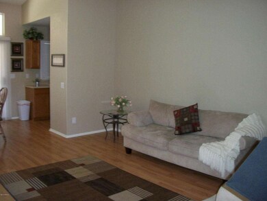 LIVINGROOM 001