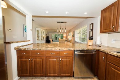 Nice kitchen counter tops - great for entertaining