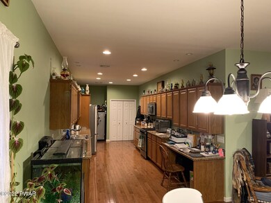 207 Easton Turnpike, Lake Ariel, PA 18436 - photo 6