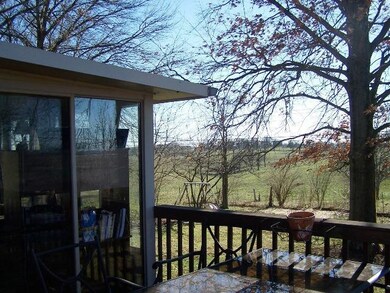 119 Lowry Ln, Wilmore, KY 40390 - photo 2