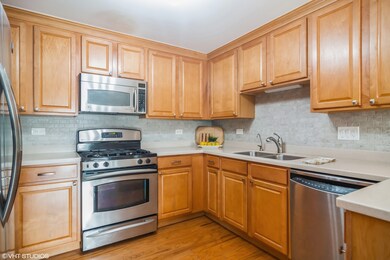 Turnberry unit 110, Buffalo Grove, IL 60089 - photo 6