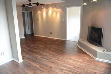 13 Cedar Ln, Bedford, TX 76021 - photo 6