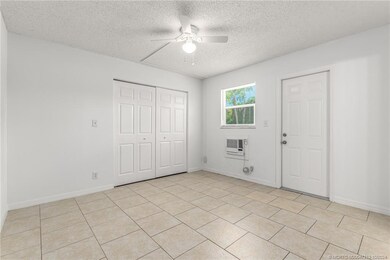 2121 NE Park St unit 6, Jensen Beach, FL 34957 - photo 2