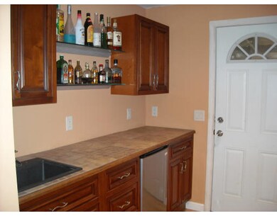 109 Sears Island Dr, Worcester, MA 01606 - photo 7