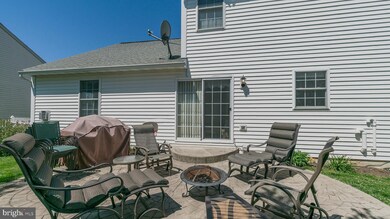 1019 Leanne St, Reading, PA 19605 - photo 7