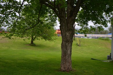 629 Fairview Ct, Harrodsburg, KY 40330 - photo 4