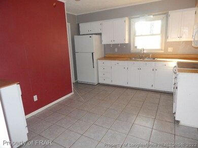 259 Channing Dr, Fayetteville, NC 28303 - photo 3