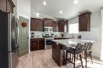 5432 S 3150 W, Roy, UT 84067 - photo 6