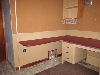 Studio/Study/Office