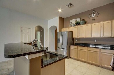 2710 kitchen3