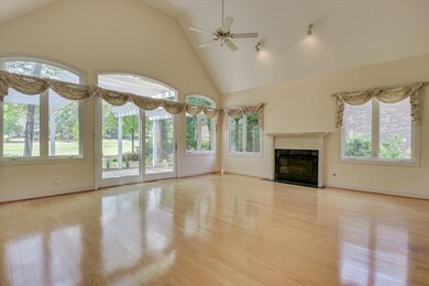 LIVING ROOM HEARTH